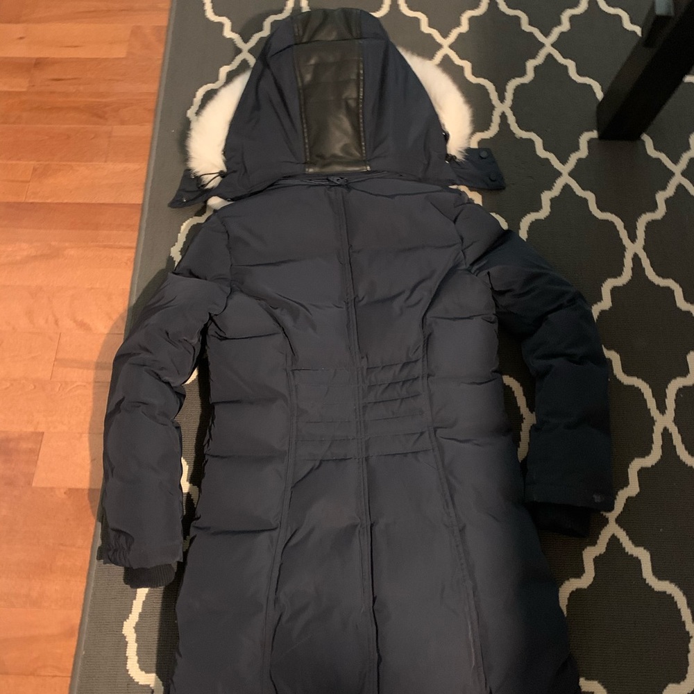 Pajar women’s parka size medium - Picture 4 of 7